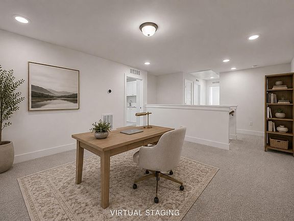 4th image of 47 Ara Ct #210