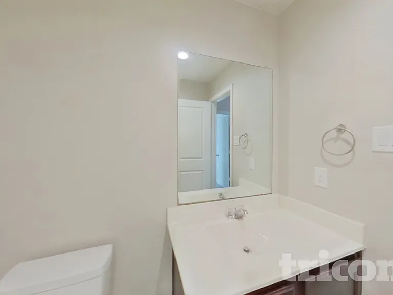 1016 Adler Way — Photo 13