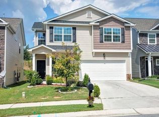 213 Station Dr, Morrisville, NC 27560