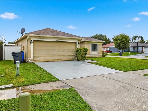 2nd image of 1210 BLUFIELD AVENUE
