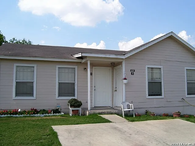 627 I St #1