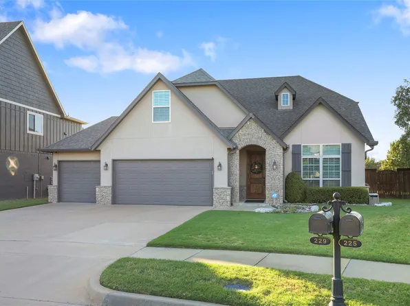 229 W 128th Pl S, Jenks, OK 74037