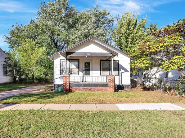 1215 S Ellis St, Wichita, KS 67211