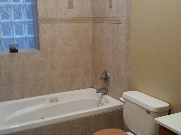 3rd image of 4115 S Wabash Ave #000