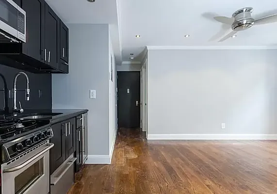 Rented by REAL New York | media 5