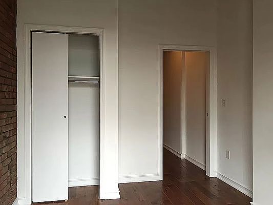 4th image of 51 Monroe St APT 1