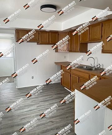 3rd image of 309 E North St