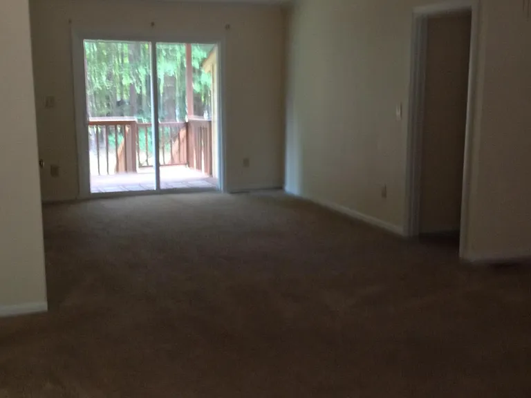 13505 Phillips Rd — Photo 16