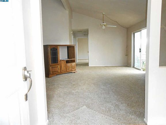 3rd image of 4719 S Linda Vista St
