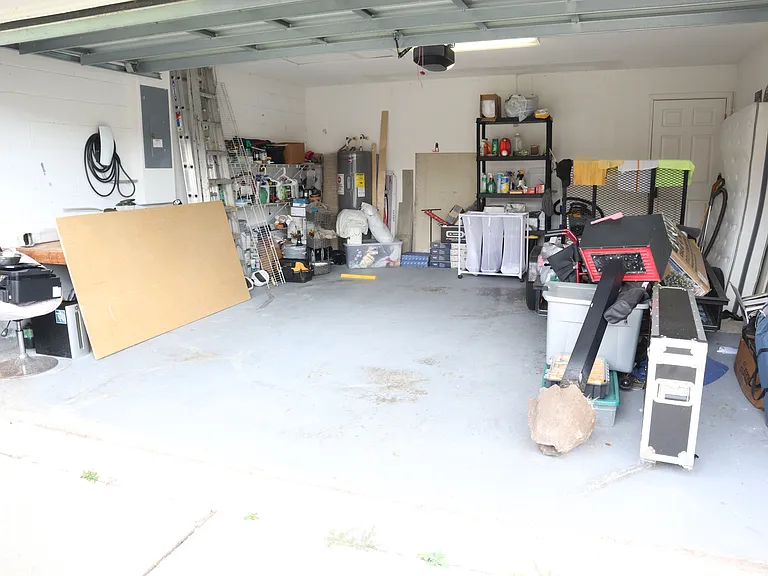 2951 Marbella Dr — Photo 43