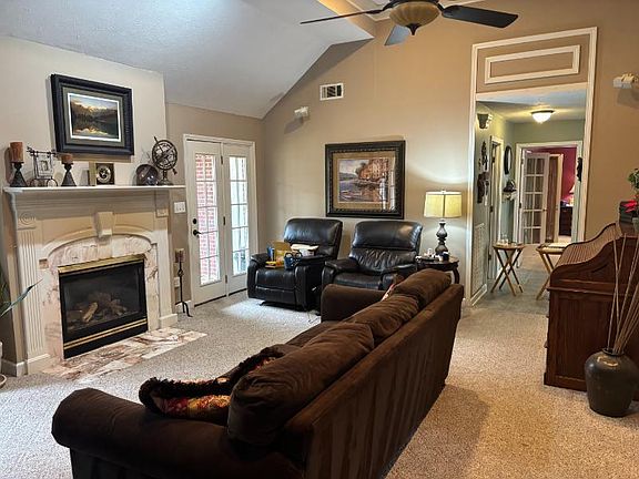 5th image of 4590 Meadow Ridge Dr