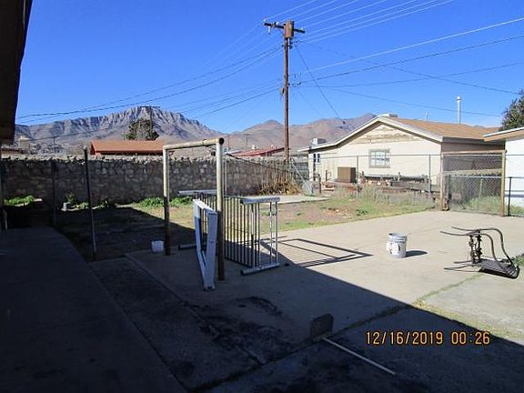 2nd image of 4737 Sierra Madre Dr