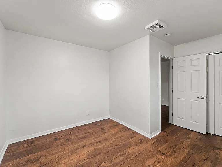 Metro Apartments At Bethalto — Photo 27