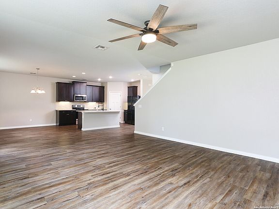 4th image of 15323 KELLYFIELD BAY
