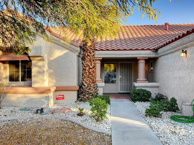 3032 Hidden Treasure Dr — Photo 3