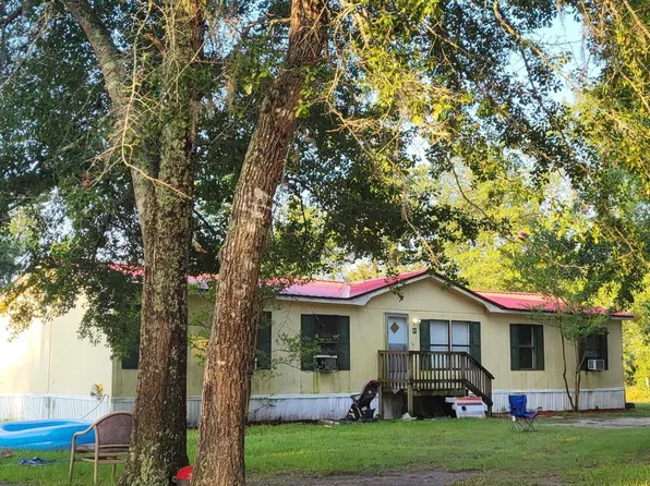 1377 Stanley Loop Rd, Varnville, SC 29944