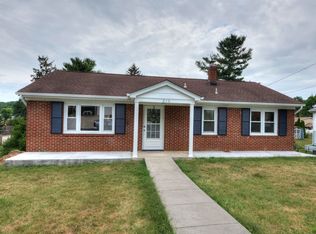 210 Ann St, Staunton, VA 24401