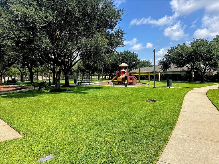 7722 Prairie Fire Ln — Photo 37