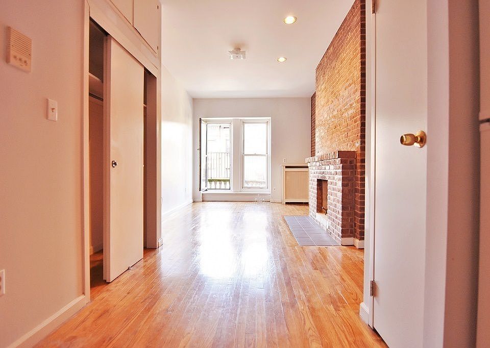 1st image of 306 W 76th St APT 4B