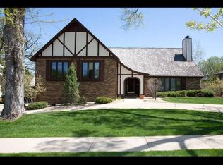 2621 Minnetonka Dr, Cedar Falls, IA 50613