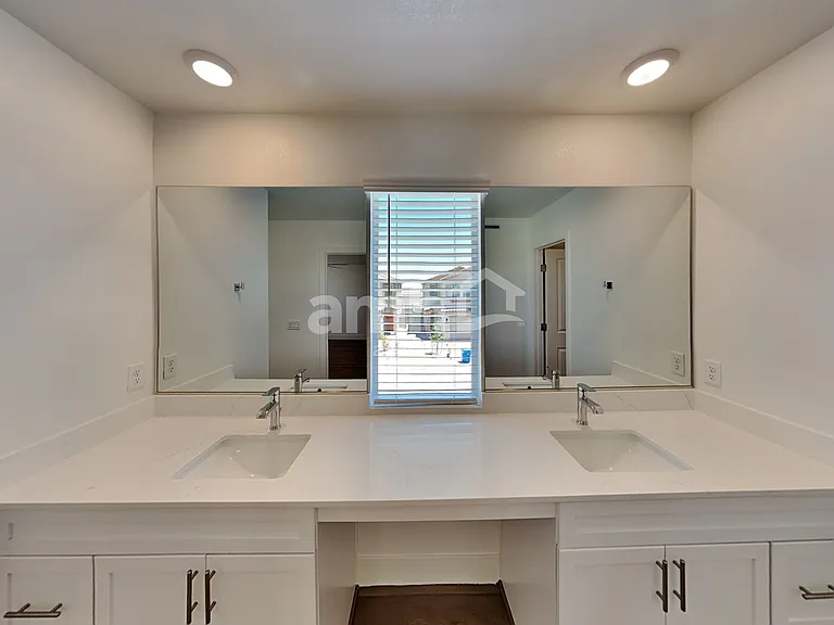 9118 Fiesta Impatiens Ct — Photo 10