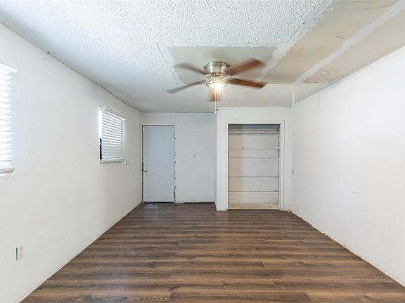 4th image of 509 Scott St