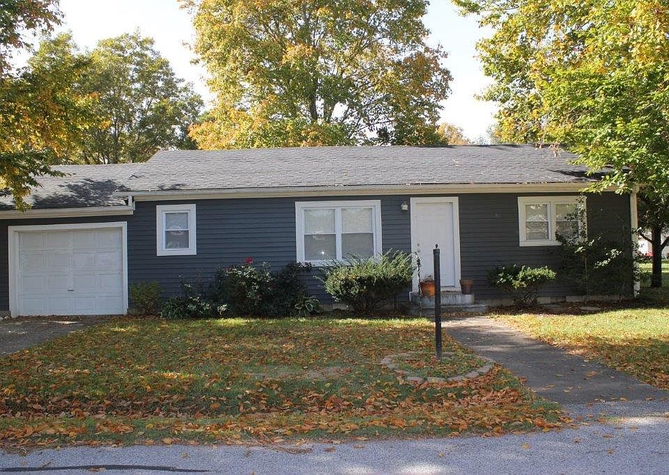 1st image of 245 Beech St