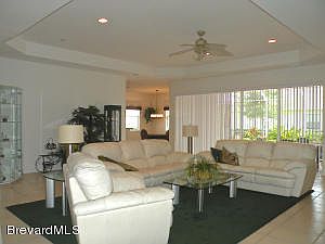 4th image of 330 Gardendale Cir SE