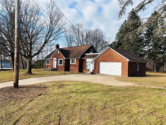 2nd image of 533 Gillett Rd