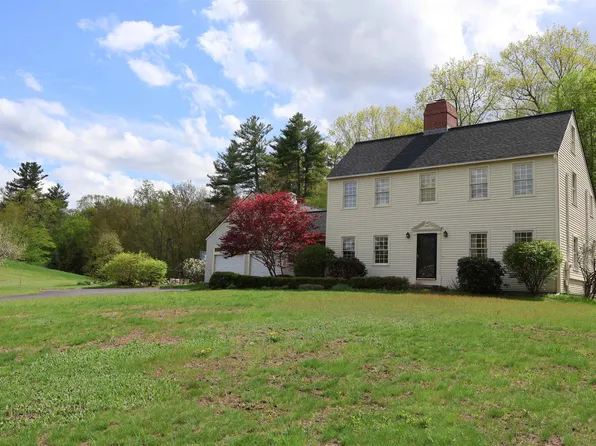 189 Carriage Road, New Boston, NH 03070