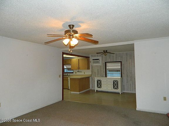 5th image of 3755 Main St