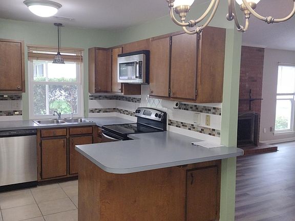 5th image of 7301 Barn Stone Dr