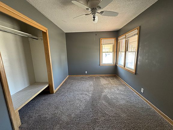 3rd image of 68 Faircrest Dr