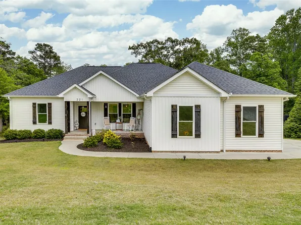 221 Glen Laurel Dr, Easley, SC 29642