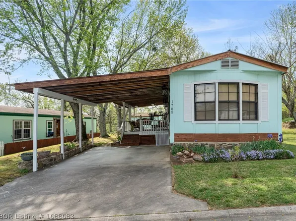 1705 Lincoln Trl, Van Buren, AR 72956