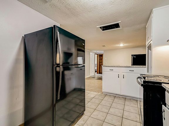 4th image of 7387 Dostie Dr E #R2