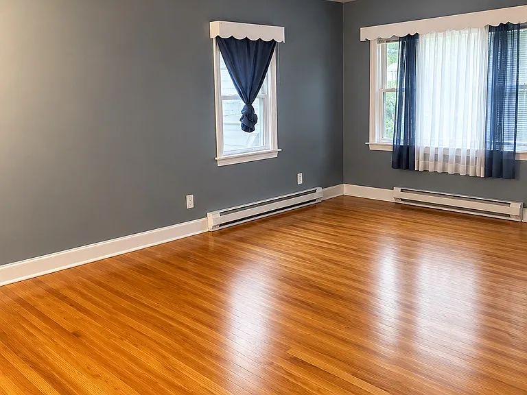 3954 Albany St #2 — Photo 8