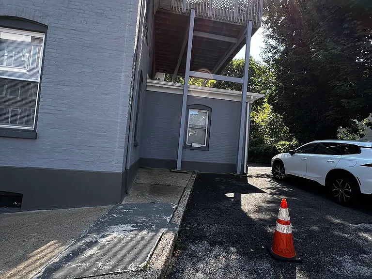 10 Arlington Ter #5 — Photo 21