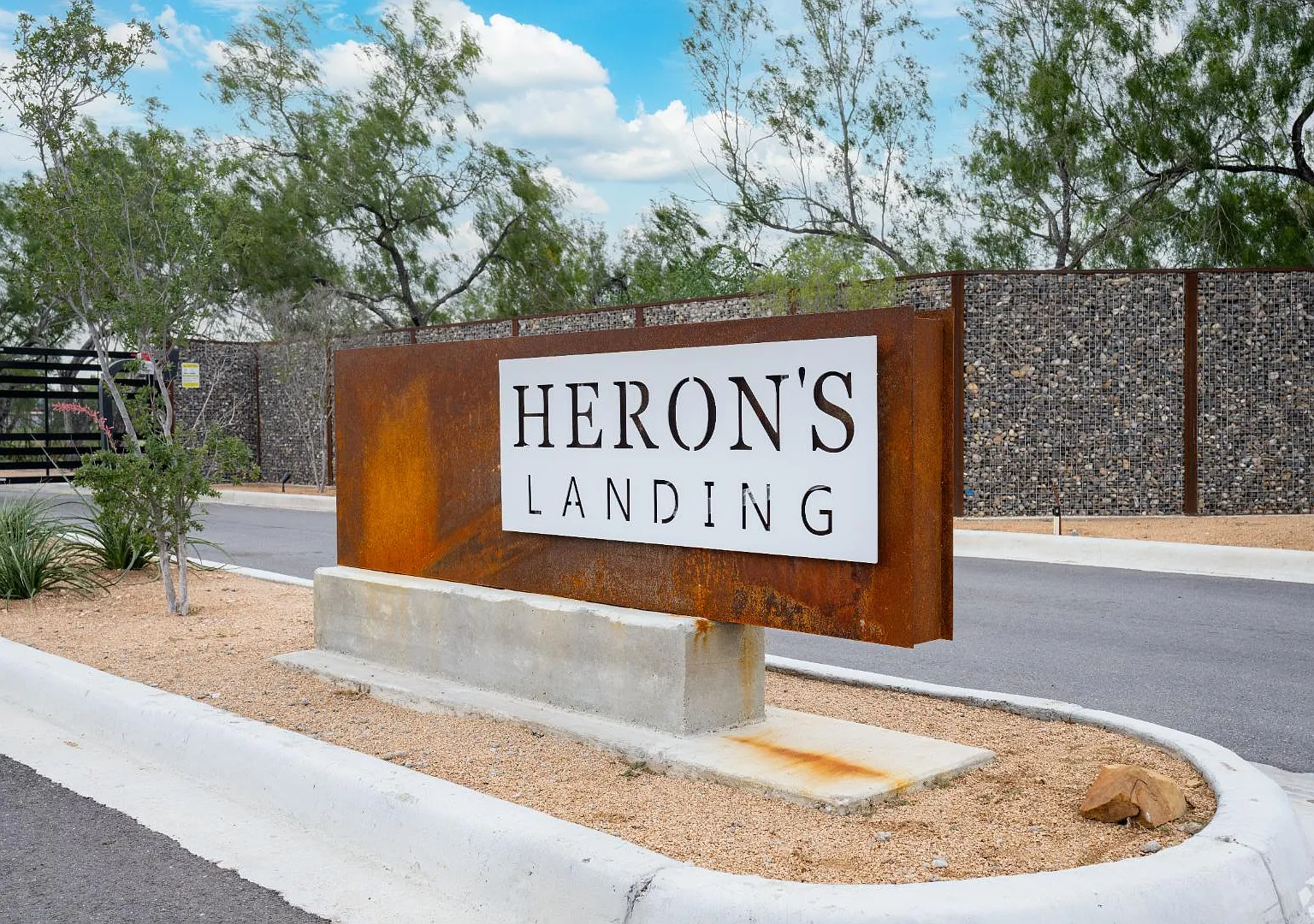 3925 Jenna Ln - UNIT D — Photo 3