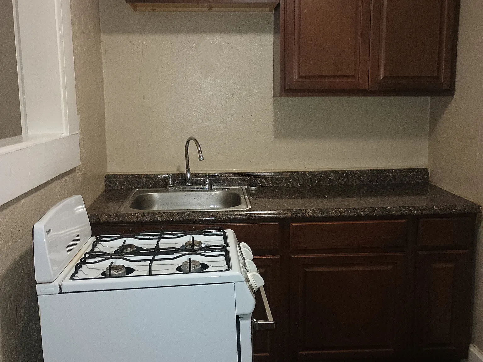 2 bed, 650 sqft, $950 — Photo 4