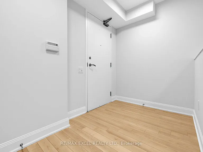 2191 Yonge St #1805 — Photo 3