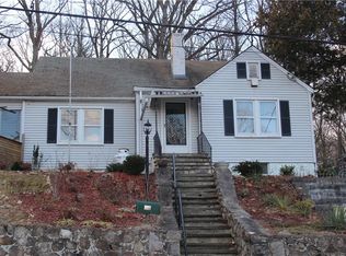 526 Decatur Ave, Peekskill, NY 10566