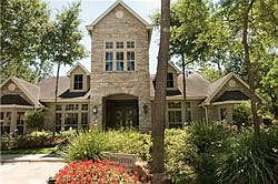 10170-leasing-exterior