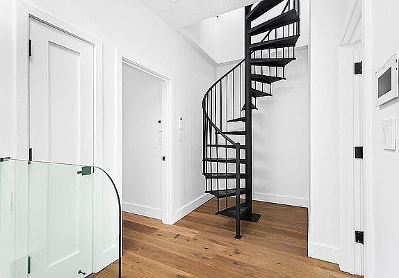 4th image of 350 E 120th St #2