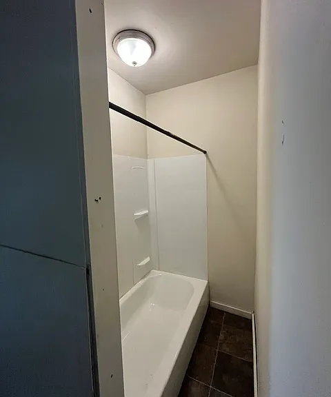 127-129 Avenue B127 — Photo 3
