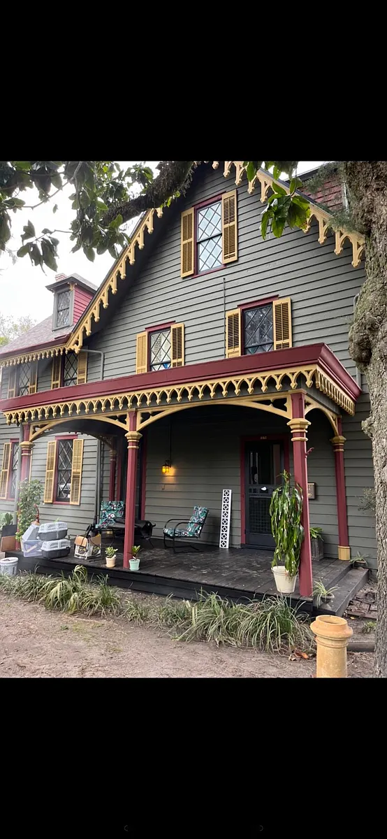 Building Photo - 232 Saint George St #1