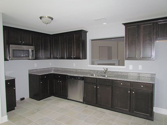 5th image of 3029 A Edward Ct