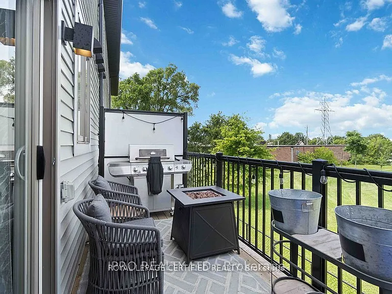 575 Woodward Ave #33 — Photo 27