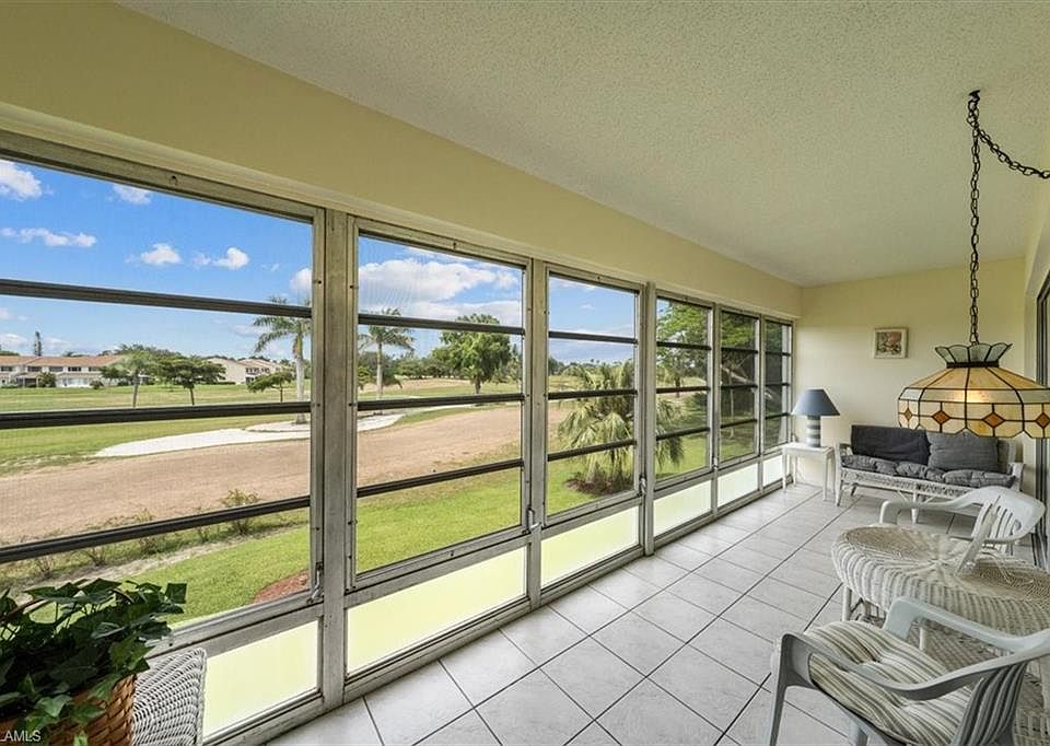 315 Saint Andrews Blvd Apt A24, Naples, Fl 34113 