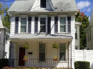 21 E 3rd St, Waynesboro, PA 17268
